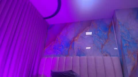 Emi online show from March 21, 2026, 7:17 pm