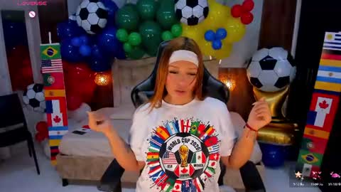 Violett online show from June 12, 2026, 8:08 pm