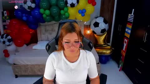 Violett online show from June 24, 2026, 8:19 pm