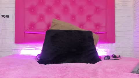 Mia Blonde online show from January 15, 2025, 1:02 am