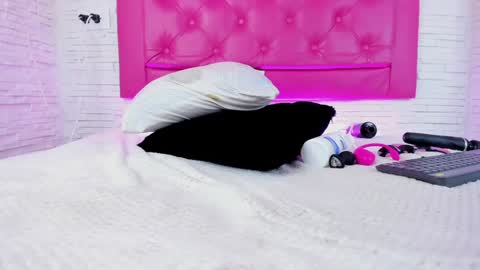 Mia Blonde online show from January 29, 2025, 11:25 pm