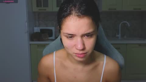 Snapshot of mia___lunaa chatting on October 14, 2025, 3:18 am Mia online show from October 14, 2025, 3:18 am