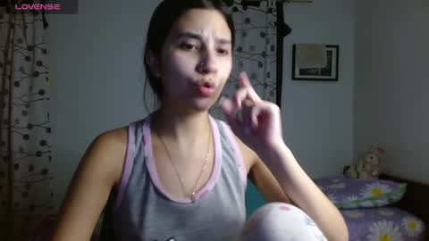 Snapshot of mia__lopez_ chatting on January 27, 2025, 5:03 am Mia online show from January 27, 2025, 5:03 am