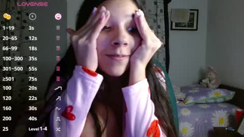 Snapshot of mia__lopez_ chatting on January 28, 2025, 1:39 am Mia online show from January 28, 2025, 1:39 am