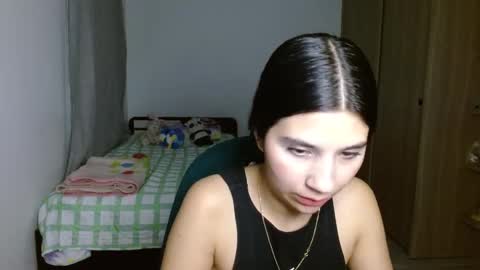 Snapshot of mia__lopez_ chatting on September 18, 2025, 1:51 am Mia online show from September 18, 2025, 1:51 am