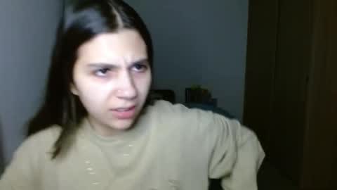 Snapshot of mia__lopez_ chatting on October 17, 2025, 1:31 am Mia online show from October 17, 2025, 1:31 am