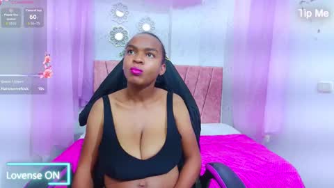 Snapshot of mia__thomson_ chatting on March 29, 2026, 3:28 am MIA online show from March 29, 2026, 3:28 am