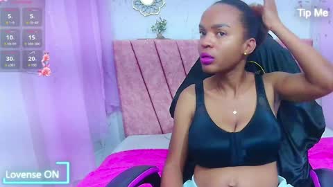 Snapshot of mia__thomson_ chatting on April 10, 2026, 2:50 am MIA online show from April 10, 2026, 2:50 am