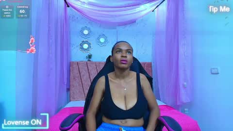 Snapshot of mia__thomson_ chatting on April 17, 2026, 3:48 pm MIA online show from April 17, 2026, 3:48 pm