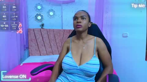 Snapshot of mia__thomson_ chatting on April 22, 2026, 3:31 am MIA online show from April 22, 2026, 3:31 am