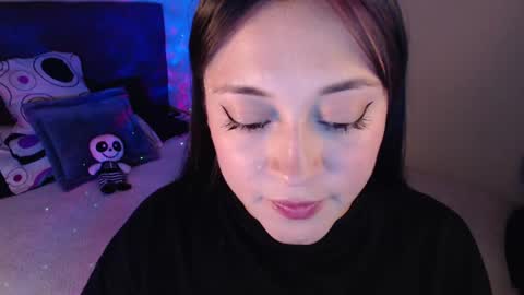 mia online show from February 2, 2025, 11:53 pm