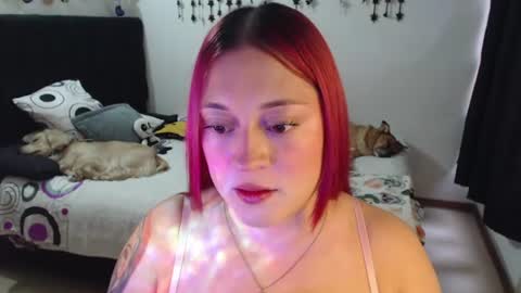 mia online show from June 17, 2026, 10:43 pm