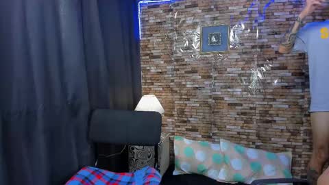 Snapshot of mia_and_vincentt chatting on March 5, 2025, 3:51 am Mia and vincentt model indepent online show from March 5, 2025, 3:51 am
