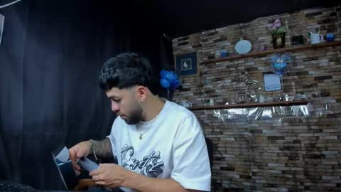 Snapshot of mia_and_vincentt chatting on September 22, 2025, 4:03 am Mia and vincentt model indepent online show from September 22, 2025, 4:03 am