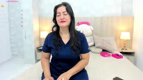 Snapshot of mia_aristizabal chatting on October 9, 2025, 11:19 am Mia Aristizabal online show from October 9, 2025, 11:19 am