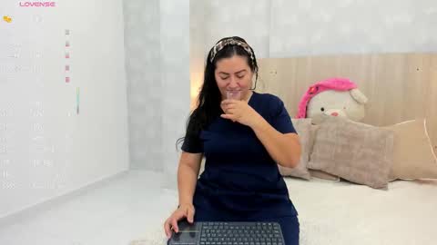 Snapshot of mia_aristizabal chatting on October 20, 2025, 11:43 am Mia Aristizabal online show from October 20, 2025, 11:43 am