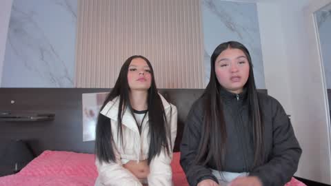 Mia online show from January 18, 2025, 11:43 am