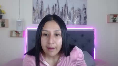 Snapshot of mia_ayra chatting on November 2, 2025, 3:14 pm M I A A Y R A online show from November 2, 2025, 3:14 pm