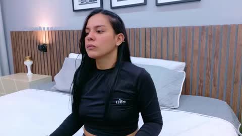 Snapshot of mia_bellefort chatting on March 22, 2026, 7:50 pm Mia Bellefort online show from March 22, 2026, 7:50 pm