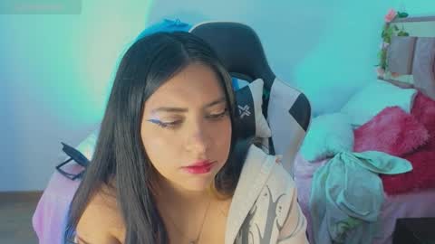 Snapshot of mia_bnnyy chatting on October 30, 2025, 5:42 am mia_bnnyy online show from October 30, 2025, 5:42 am