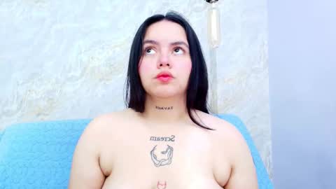 Snapshot of mia_candy_0 chatting on October 9, 2025, 12:03 pm Mia  online show from October 9, 2025, 12:03 pm