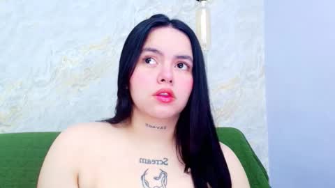 Snapshot of mia_candy_0 chatting on October 10, 2025, 12:04 pm Mia  online show from October 10, 2025, 12:04 pm