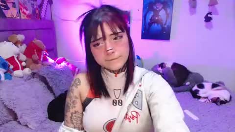 Mia online show from July 11, 2026, 5:32 am