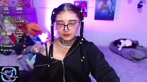 Mia online show from August 8, 2026, 6:37 am