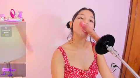 Snapshot of mia_celezte chatting on October 13, 2025, 4:01 am Celeste online show from October 13, 2025, 4:01 am