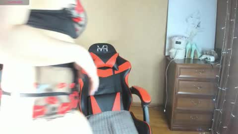 Ami online show from December 4, 2025, 9:29 am