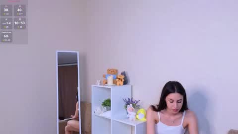 Snapshot of mia_crazyy chatting on October 6, 2025, 4:48 pm U can call me Angel3 online show from October 6, 2025, 4:48 pm