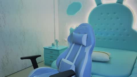 Snapshot of mia_cuttee chatting on October 30, 2025, 3:30 am Mia Cuttee online show from October 30, 2025, 3:30 am