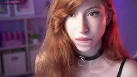 Snapshot of mia_daddysgirl_ chatting on July 6, 2026, 8:44 am Hi I am Mia online show from July 6, 2026, 8:44 am