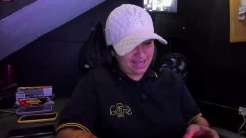 Snapshot of mia_daniela_ chatting on September 20, 2025, 8:32 pm Mia daniela online show from September 20, 2025, 8:32 pm