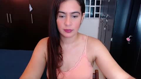 Mia online show from December 6, 2024, 2:46 am