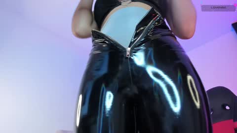 Snapshot of mia_depp chatting on February 2, 2025, 10:28 pm Mia online show from February 2, 2025, 10:28 pm