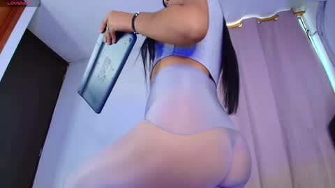 Mia online show from May 19, 2026, 9:21 pm