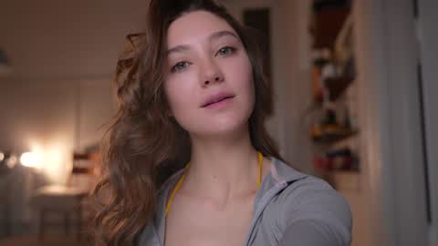 Snapshot of mia_dynasty chatting on October 22, 2025, 4:29 pm Mia online show from October 22, 2025, 4:29 pm