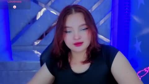 Mia online show from June 3, 2026, 3:06 pm