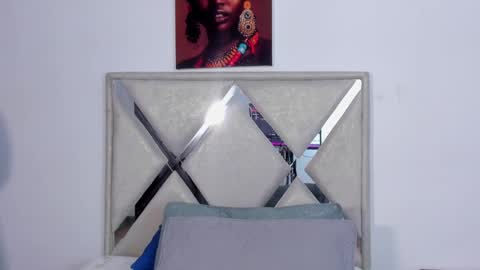 mia fox online show from October 30, 2025, 11:55 am