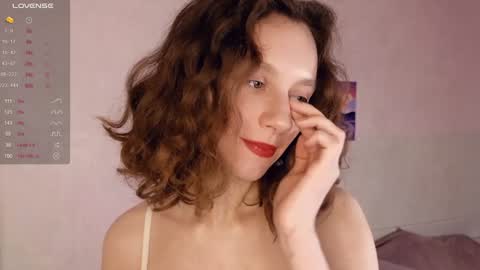 Snapshot of mia_frizz chatting on February 8, 2025, 8:09 am Mia online show from February 8, 2025, 8:09 am
