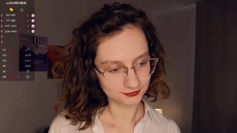 Snapshot of mia_frizz chatting on February 20, 2025, 12:36 pm Mia online show from February 20, 2025, 12:36 pm