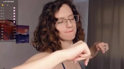 Snapshot of mia_frizz chatting on February 21, 2025, 10:07 am Mia online show from February 21, 2025, 10:07 am
