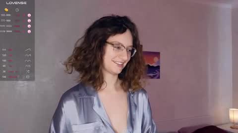 Snapshot of mia_frizz chatting on February 23, 2025, 10:28 am Mia online show from February 23, 2025, 10:28 am