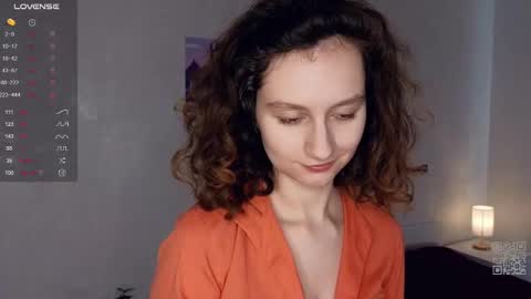 Snapshot of mia_frizz chatting on March 1, 2025, 9:51 am Mia online show from March 1, 2025, 9:51 am