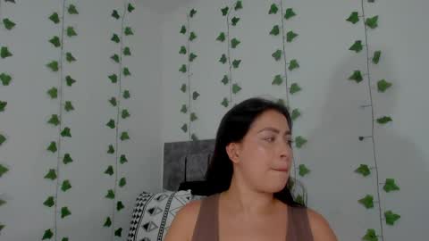 Snapshot of mia_garcia2 chatting on May 8, 2026, 10:04 pm MIA online show from May 8, 2026, 10:04 pm