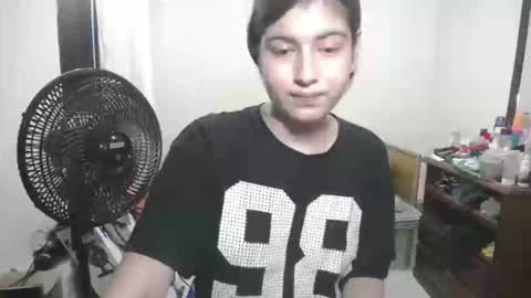 izzy online show from December 3, 2025, 9:57 pm