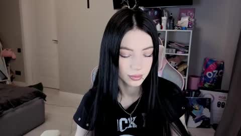 Snapshot of mia_gothh chatting on February 26, 2026, 3:22 pm MIA HELP ME REACH 100 LIKES online show from February 26, 2026, 3:22 pm