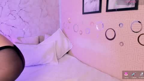Snapshot of mia_gothzx chatting on June 9, 2026, 6:52 pm Mia online show from June 9, 2026, 6:52 pm