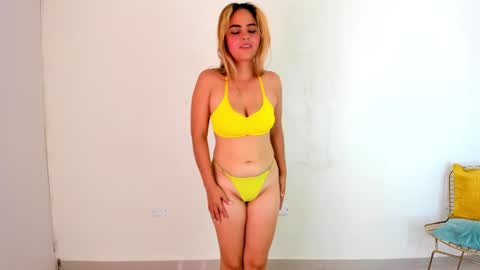 Mia online show from January 15, 2025, 2:27 am